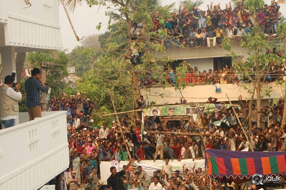 Mahesh-Babu-at-Burripalem